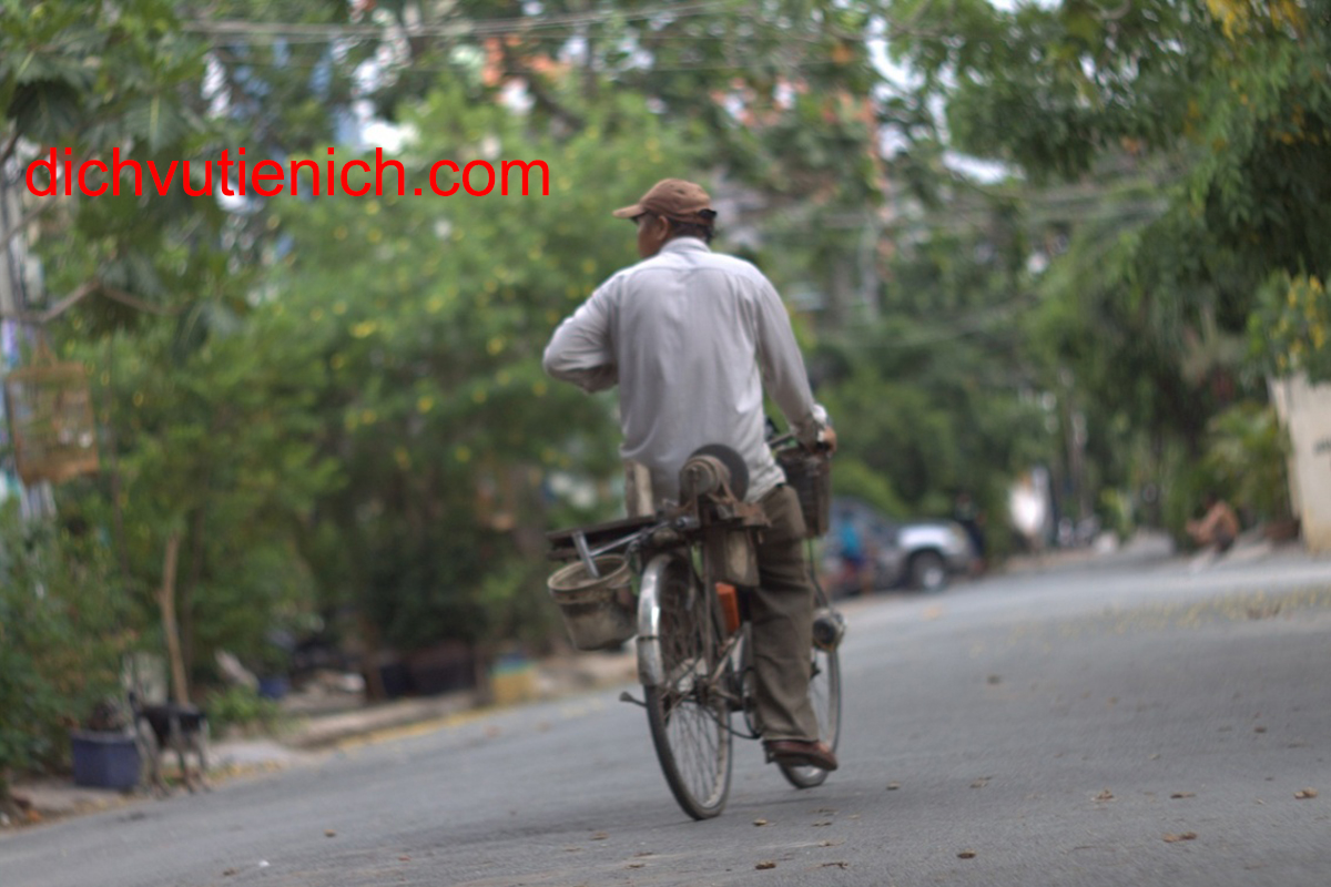 Dịch vụ mài dao kéo tại Hà Nội